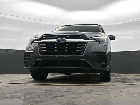 Used 2023 Subaru Ascent Limited image 32