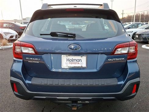 Used 2019 Subaru Outback 2.5i image 6