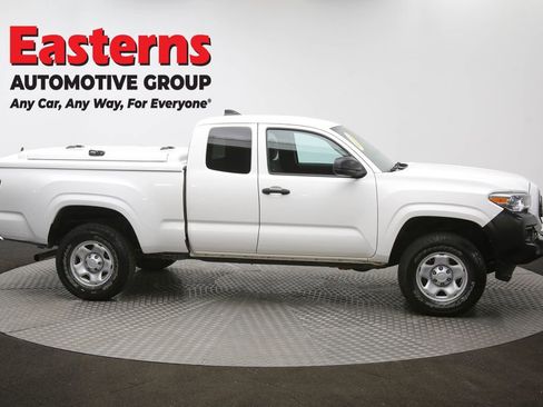 Used 2021 Toyota Tacoma SR RWD image 45