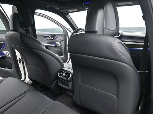 New 2026 Mercedes-Benz GLC 300 image 16