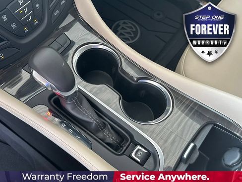 Used 2019 Buick Envision Essence FWD image 27