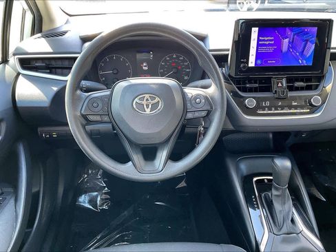Used 2023 Toyota Corolla LE image 5