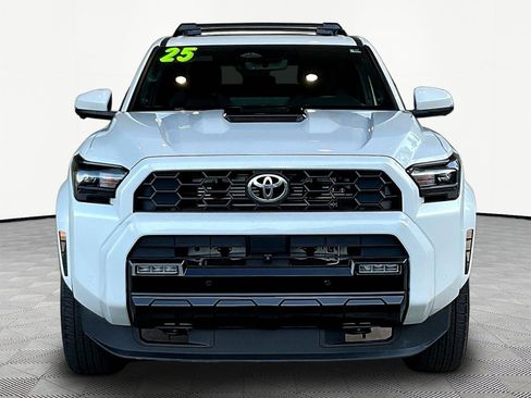 Used 2025 Toyota 4Runner TRD Sport Premium AWD/4WD image 2