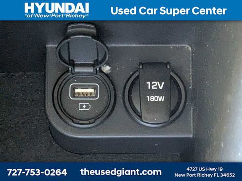 Used 2022 Hyundai Palisade Calligraphy w/ Winter Package image 37