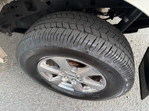 Used 2018 Ford F150 XLT w/ Equipment Group 302A Luxury image 38