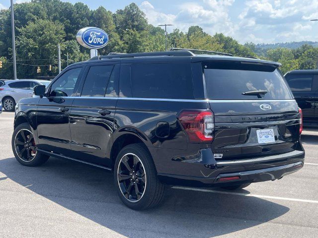 Used 2023 Ford Expedition Max Limited AWD/4WD image 6