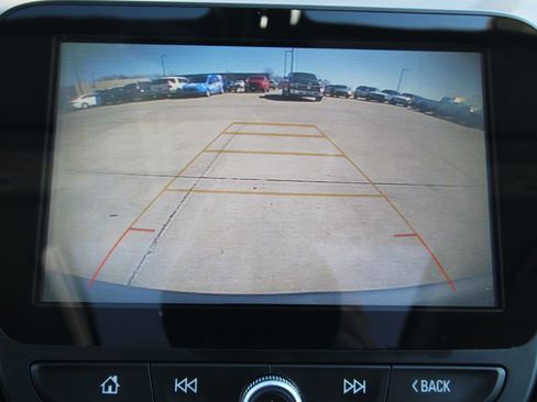 Used 2018 Chevrolet Equinox LT image 12