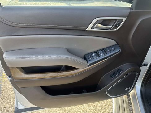 Used 2018 GMC Yukon Denali w/ Open Road Package image 19