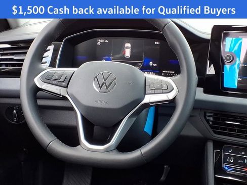 New 2025 Volkswagen Jetta SE image 11