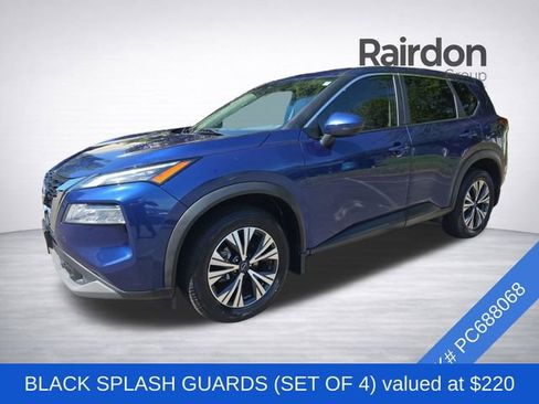 Used 2023 Nissan Rogue SV FWD image 3