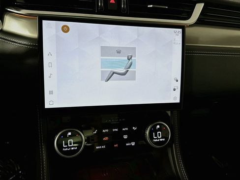 Used 2026 Jaguar F-PACE R-Dynamic S AWD/4WD image 16