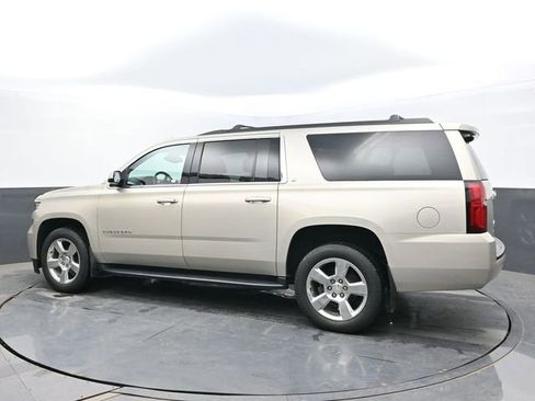 Used 2016 Chevrolet Suburban LT AWD/4WD image 3