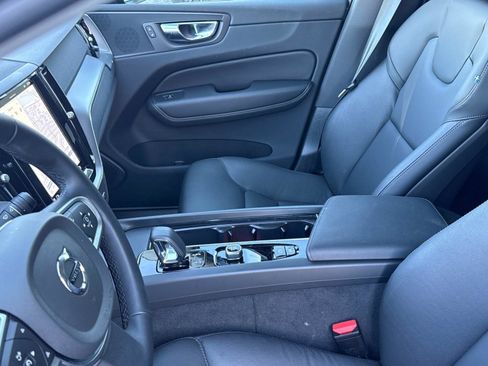 Used 2025 Volvo XC60 B5 Core w/ Climate Package image 29