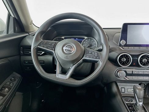 Used 2024 Nissan Sentra SV image 17