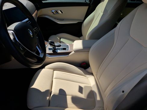 Used 2020 BMW 330i Sedan w/ Convenience Package image 25