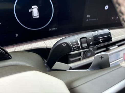 Used 2024 Hyundai Santa Fe Calligraphy image 17