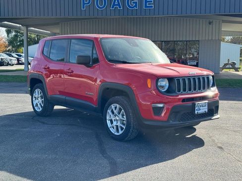 Used 2023 Jeep Renegade Latitude image 1