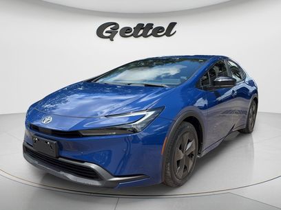Used 2025 Toyota Prius LE