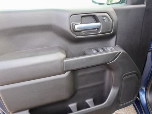 Used 2021 Chevrolet Silverado 1500 Custom Trail Boss image 8