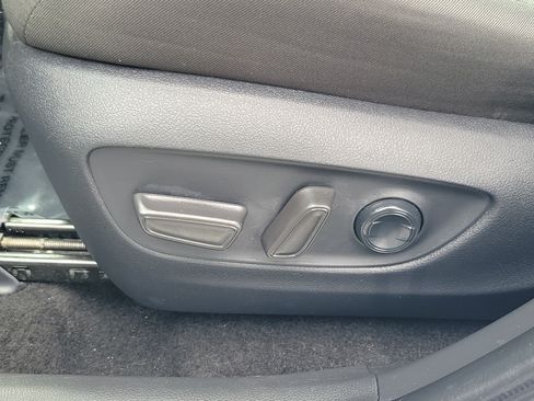 Certified 2025 Toyota RAV4 XLE AWD/4WD image 22