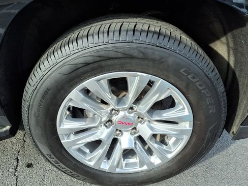 Used 2022 GMC Yukon Denali AWD/4WD image 27