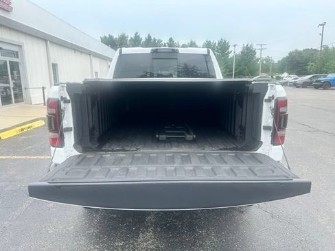 Used 2023 RAM 1500 Laramie AWD/4WD image 18