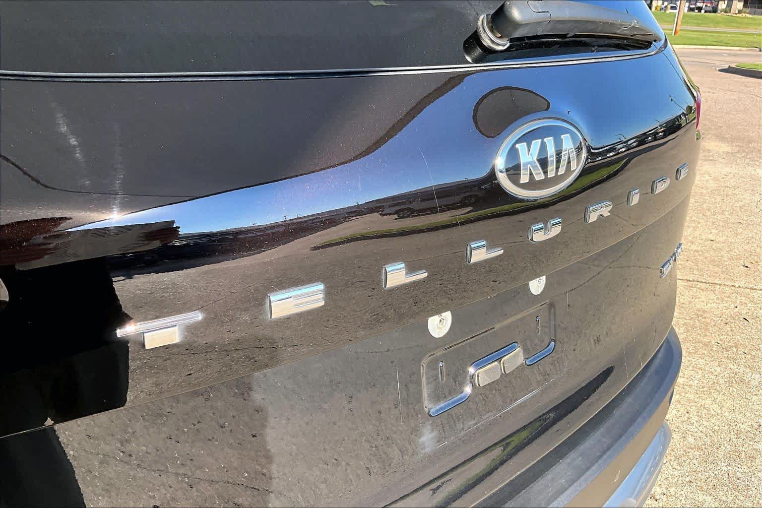 Used 2021 Kia Telluride SX w/ SX Prestige Package AWD/4WD image 31