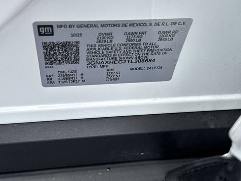 Used 2026 Chevrolet Equinox LT FWD image 28