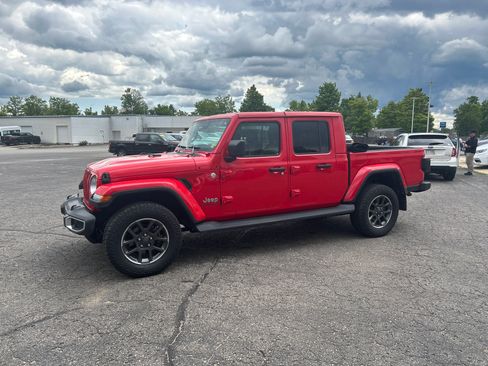 Used 2020 Jeep Gladiator Overland AWD/4WD image 8