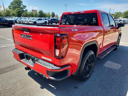 Used 2023 GMC Sierra 1500 Elevation w/ LPO, Elevation Black Package AWD/4WD image 3