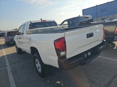 Used 2021 Toyota Tacoma SR RWD image 6