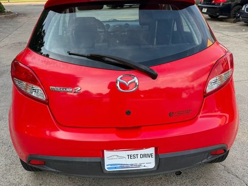 Used 2011 MAZDA MAZDA2 Touring FWD image 4
