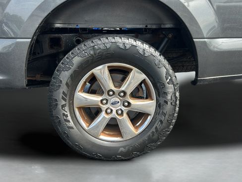 Used 2018 Ford F150 XLT w/ Equipment Group 302A Luxury AWD/4WD image 31