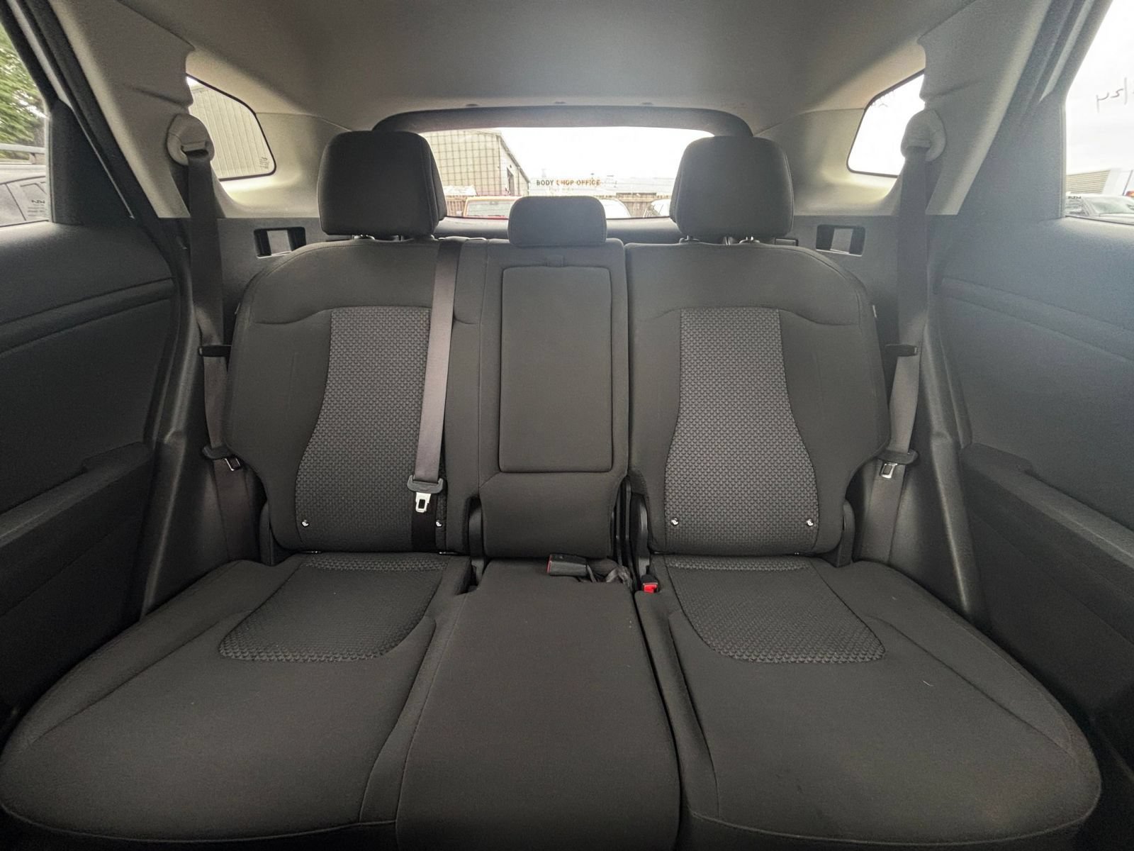 Used 2026 Kia Sportage LX FWD image 35