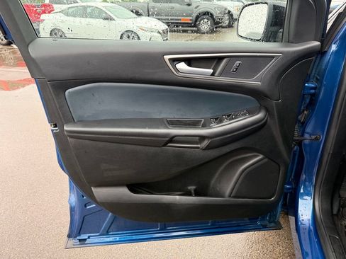 Used 2022 Ford Edge SEL w/ Sport Appearance Package AWD/4WD image 6
