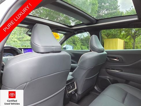 Used 2024 Toyota Crown AWD/4WD image 22