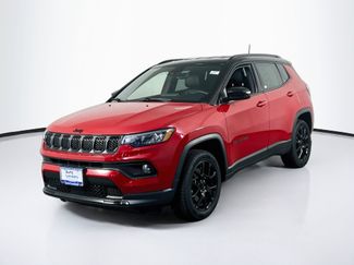 Used 2023 Jeep Compass Latitude w/ Convenience Group AWD/4WD video 1