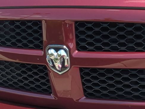 Used 2016 RAM 1500 Express AWD/4WD image 12