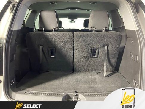 Used 2020 GMC Acadia SLE w/ Driver Convenience Package FWD image 23