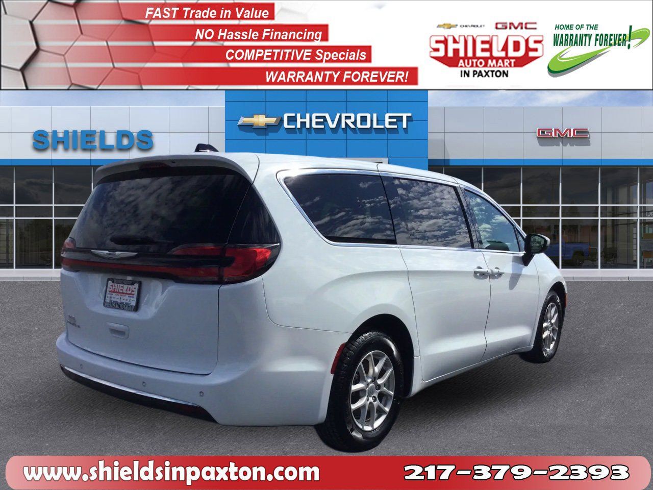 Used 2023 Chrysler Pacifica Touring-L FWD image 5
