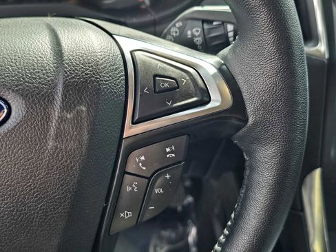 Used 2024 Ford Edge Titanium image 35