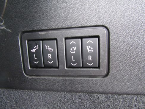 Used 2020 Cadillac XT6 Premium Luxury image 20