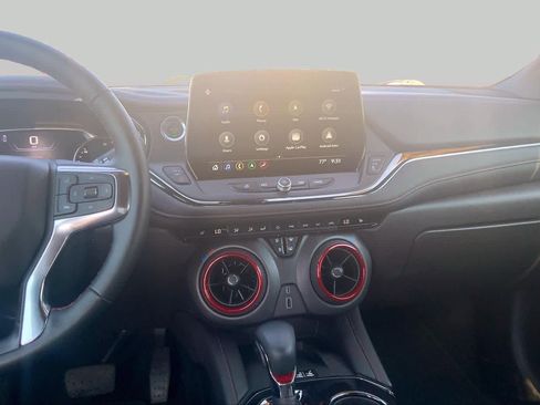 Used 2025 Chevrolet Blazer RS FWD image 7