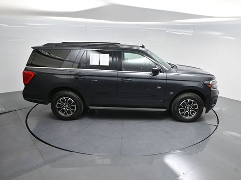 Used 2024 Ford Expedition XLT image 78