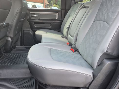 Used 2018 RAM 2500 Power Wagon w/ Luxury Group image 30