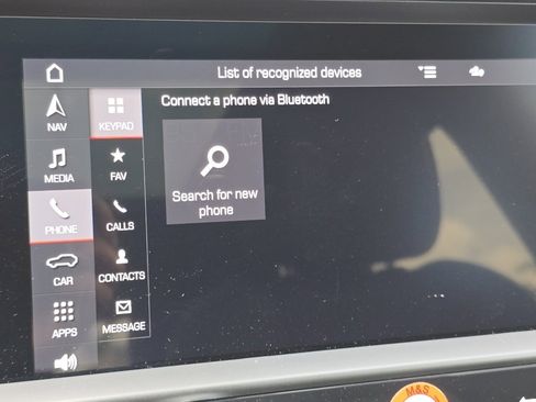 Certified 2024 Porsche Macan image 22