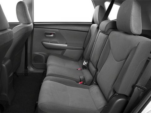 Used 2014 Toyota Prius V Five image 14