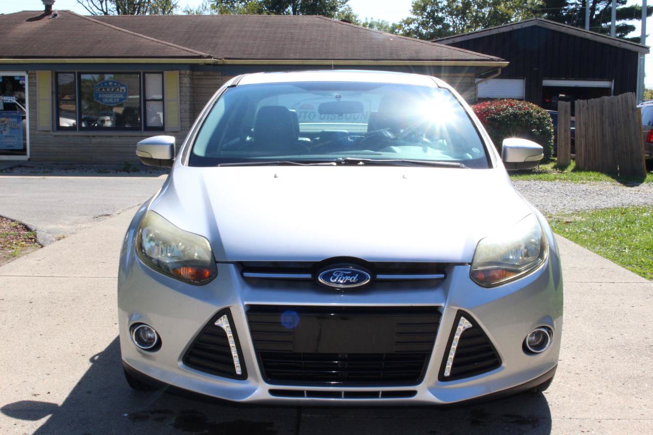 Used 2014 Ford Focus Titanium FWD image 3