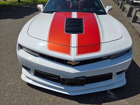 Used 2014 Chevrolet Camaro SS w/ RS Package RWD image 35