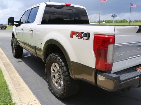 Used 2017 Ford F250 King Ranch w/ King Ranch Ultimate Package AWD/4WD image 5